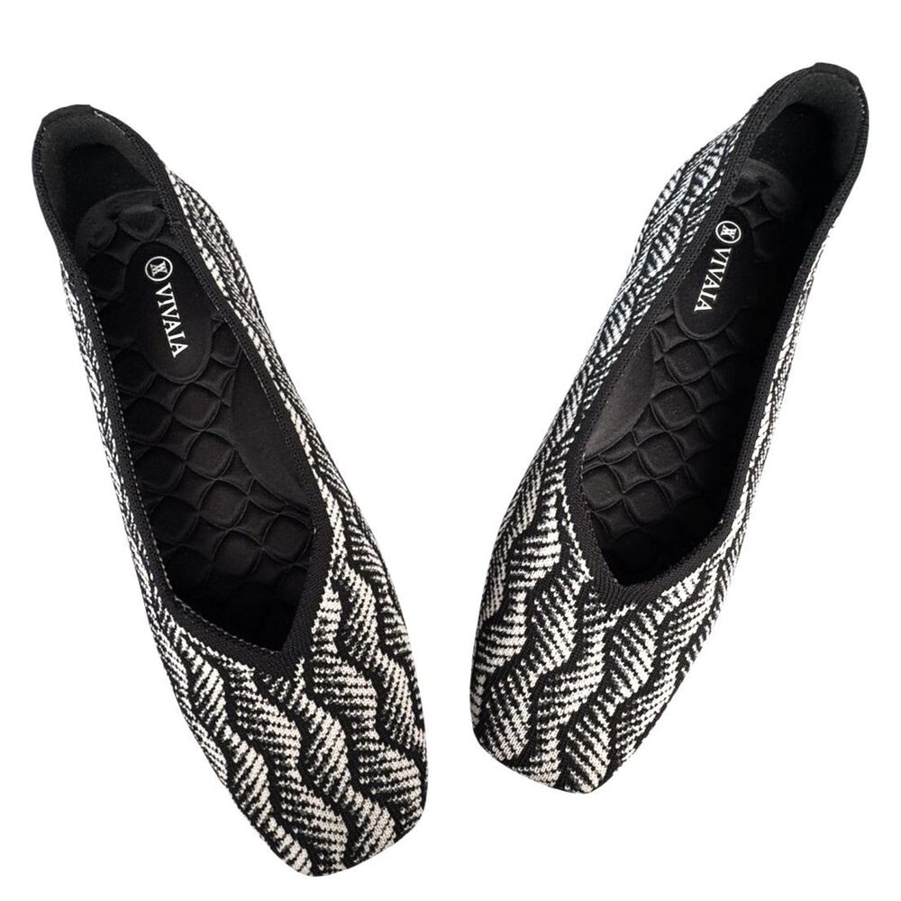 Vivaia Black White Margot Walker Square Toe V Cut Comfort Flats EU 41/US 9.5 NEW